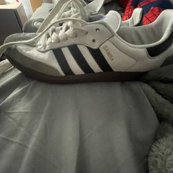 White Sambas