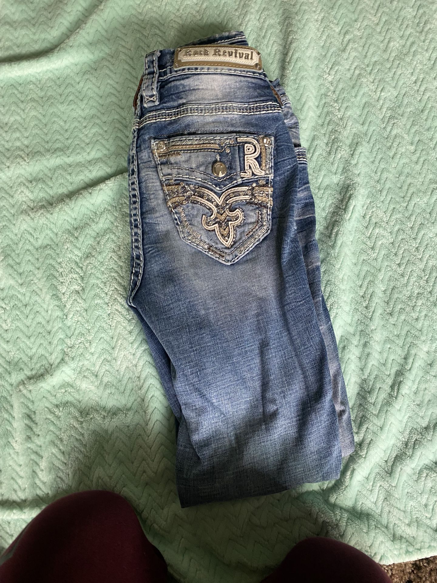 Rock Revivals Size 27