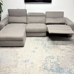 Ashley’s Electric Recliner Sectional 