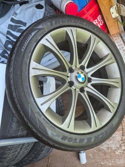 BMW wheel and tires