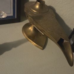 Golden jeannie lamp