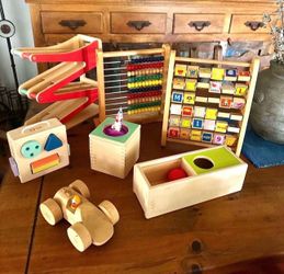 Kids Lovevery Montessori toys 10.00 each one