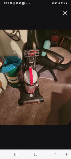 Upright Bagless Vacuum Cleaner