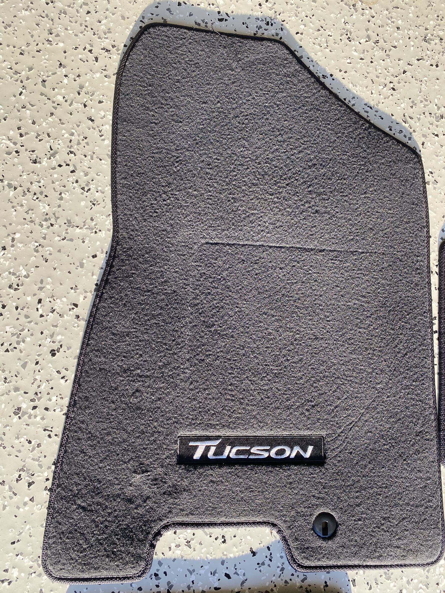 2021 Hyundai Tucson - Carpet floor Mats (4) - NEW