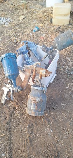 Sprayers/hoppers