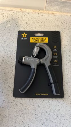 Adjustable hand grip