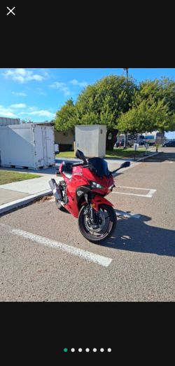 2025 Kawasaki Ninja 500