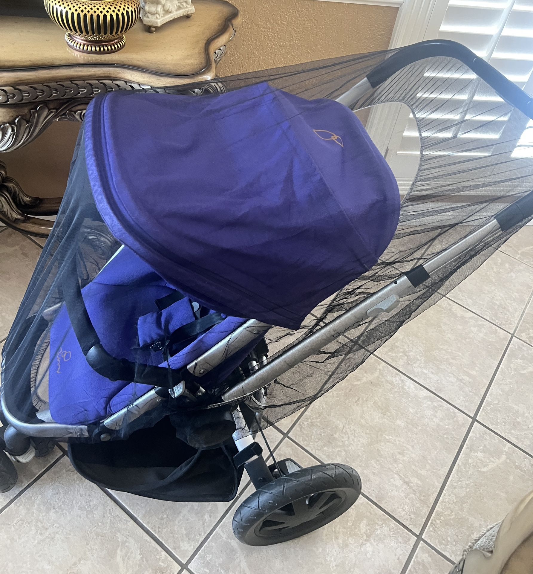 Quinny Buzz Xtra Stroller purple