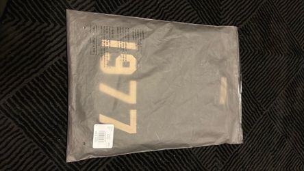 1977 Essential tee