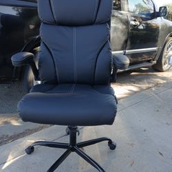 (New) Office Chair 