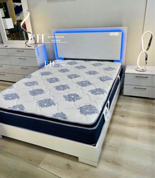 King Bed White LED Formica Laquer New