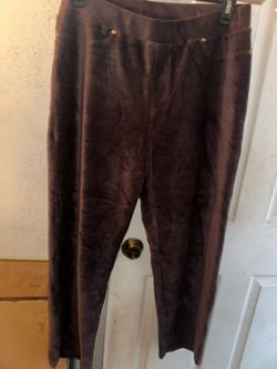 Women’s pants size XL