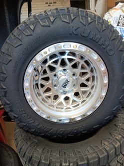 17x9 xm 6 lug 6x139 6x5.5 on new 265 70 17 kumho rt