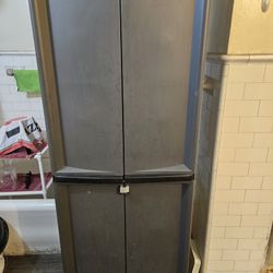 Sterilite Cabinet 4 Shelf X3