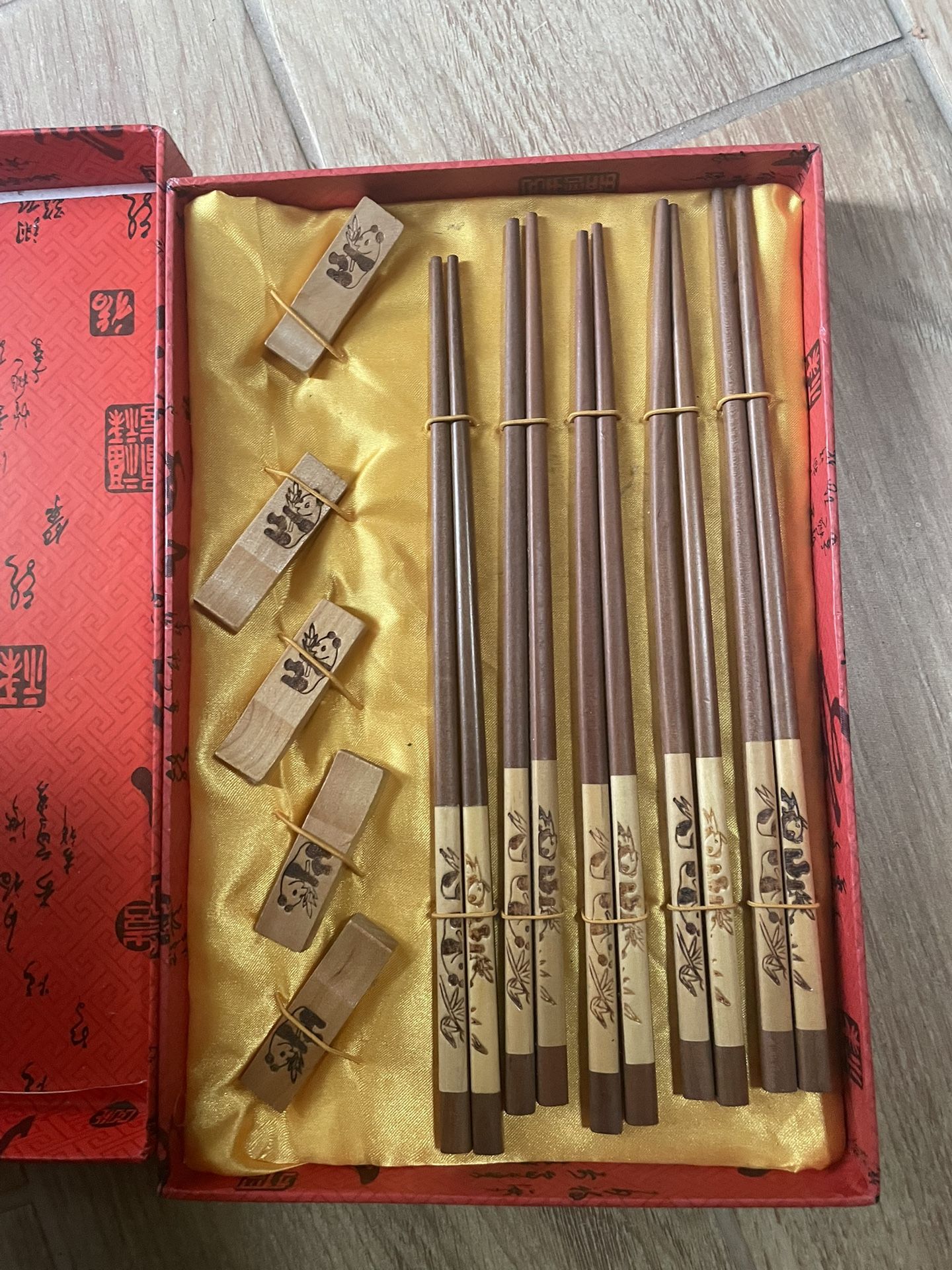 Set Of 4 Panda Chopsticks