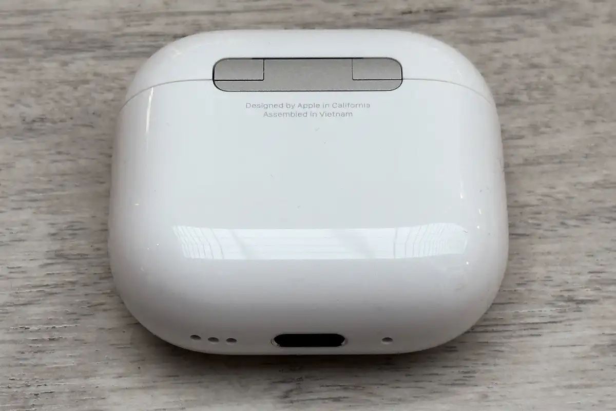 AirPod 4 