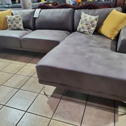 2pc Sectional