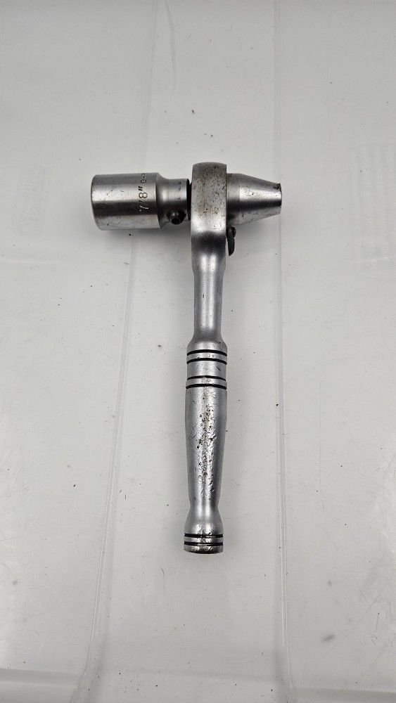 Pro 7/8" DR Scaffold Ratchet.  6-point socket wrench with steel hammer