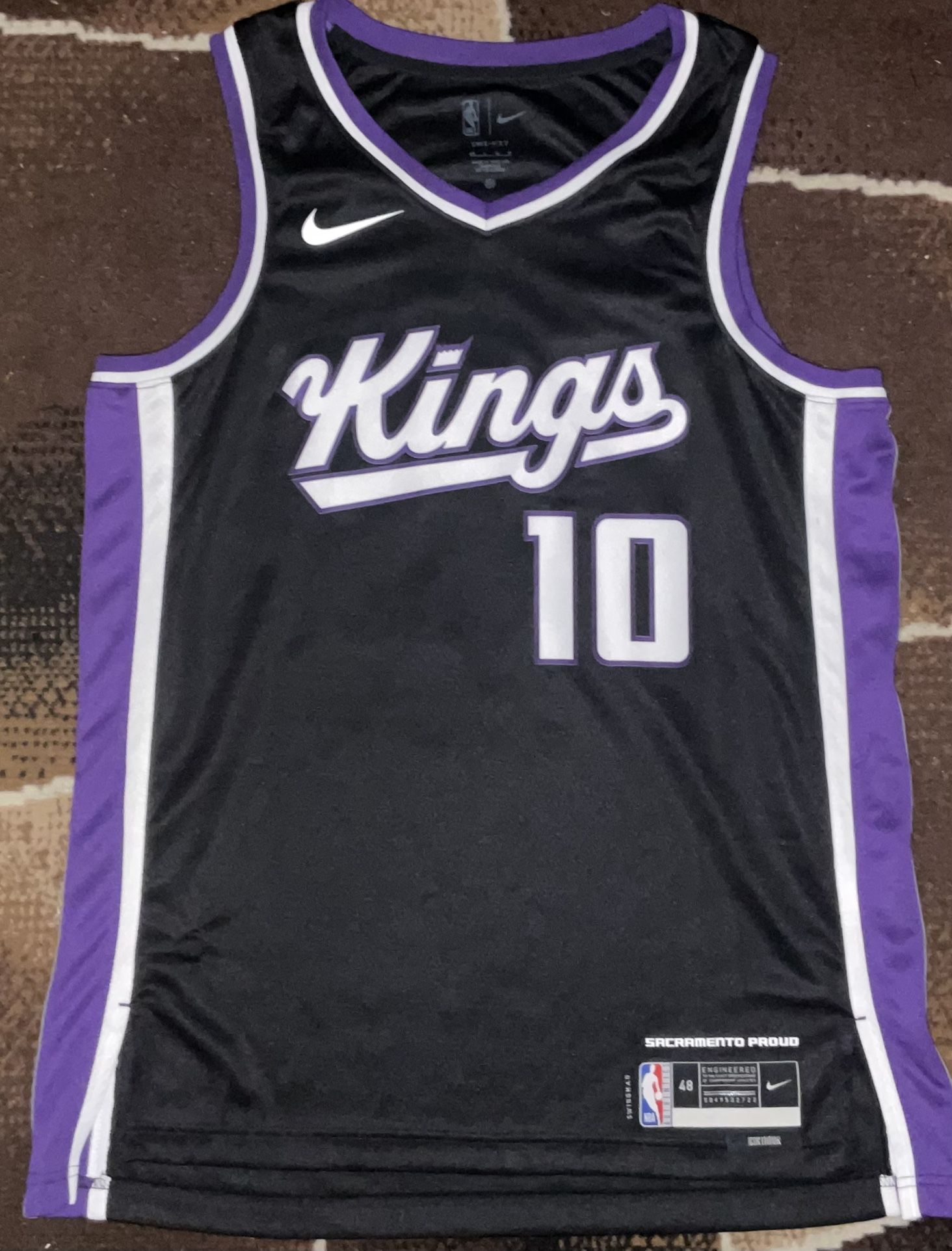  Sacramento Kings Domantas Sabonis #10 Icon Edition Jersey Authentic Mens Size 48 Large Purchased at the Golden One Center 
