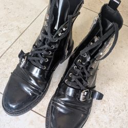 Black Ankle Boots. Size 40. 