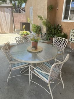 Brown Jordan Vintage Patio Set