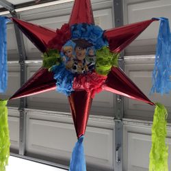 Toy Story Star Pinata 