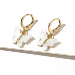 Butterfly hoop white earrings