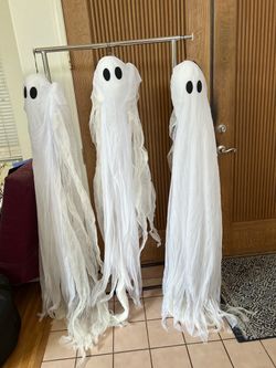 3 NWT  ghosts.