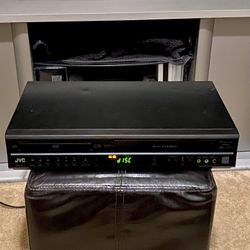 JVC HR-XVC11 DVD VHS Movie Player Combo 
