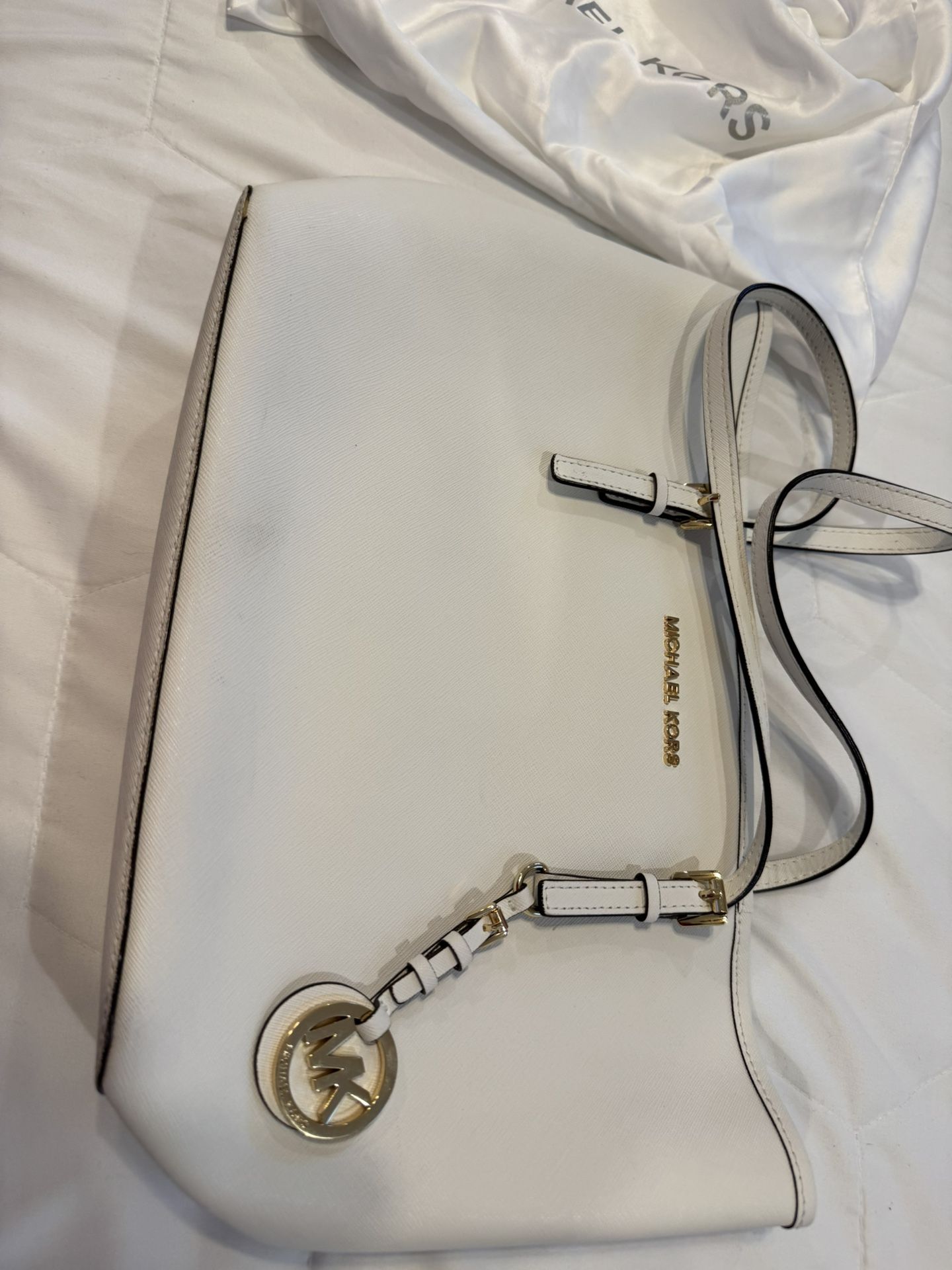 MICHAEL KORS HANDBAG FOR SALE