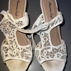 American Eagle High Heel Size 9