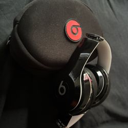 Beats headphones 70$