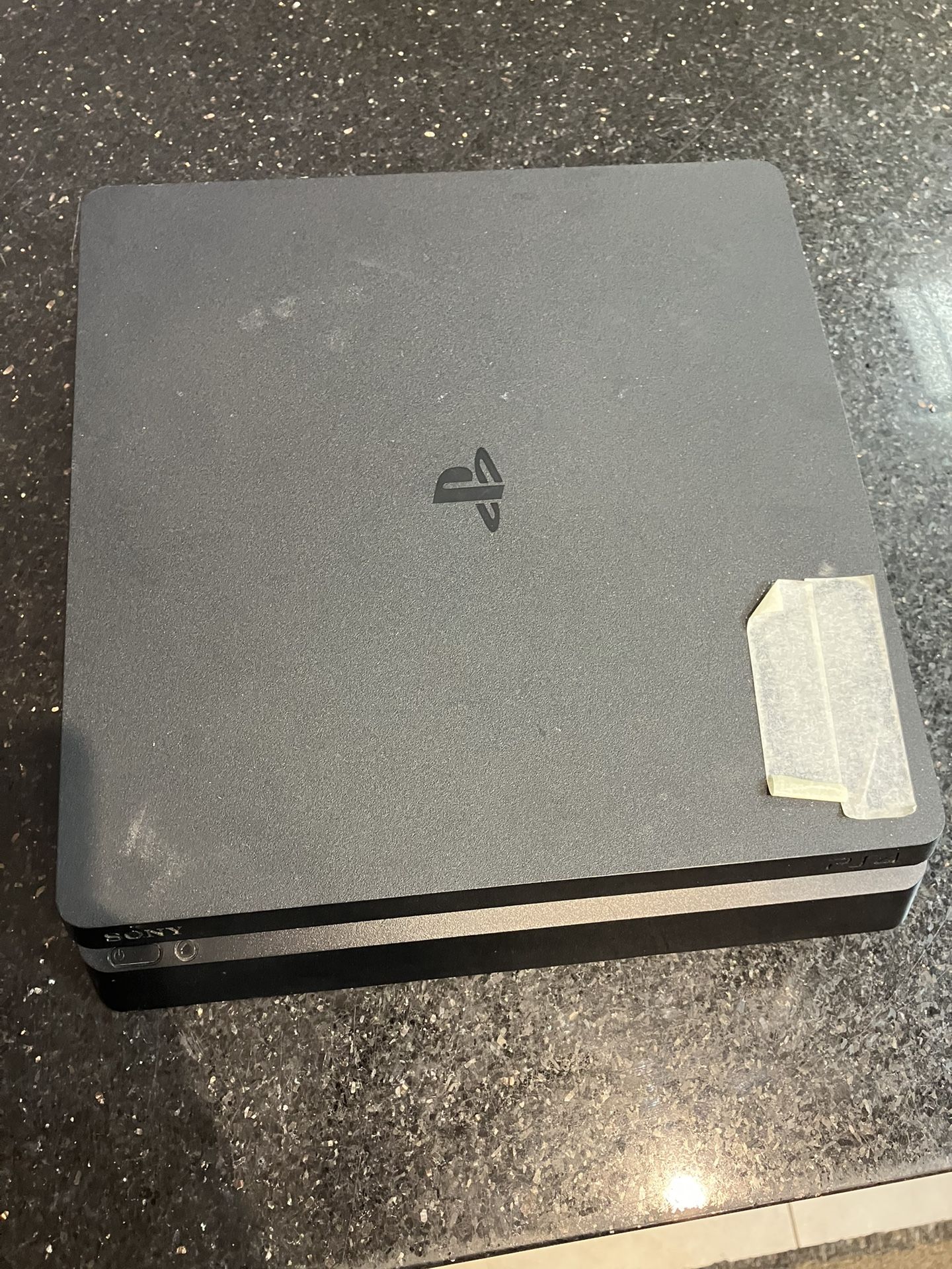 PS4 Slim #105821-2 MGC
