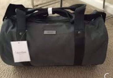 calvin klein duffle bag for man brand new ( great for father's day 🎁)
