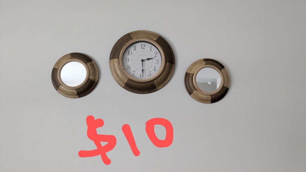 Home Decor - Decorative items - Move out Sale