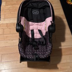 Evenflo Carseat