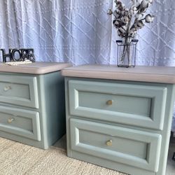 GORGEOUS BOHO CHIC WOODEN Pair Nightstands Side Tables