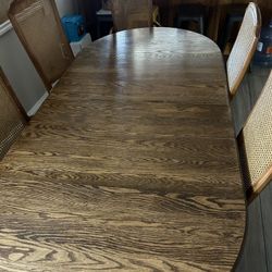 Solid Oak Dining Table 6 Chairs Removable Leaf Also Has Table Protection Pad