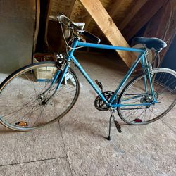 1970 Blue Schwinn Le Tour Road Bike