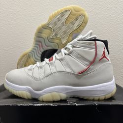 Jordan 11 Retro Platinum Tint Size 8.5 Mens VNDS Worn Once/Excellent 378037-016