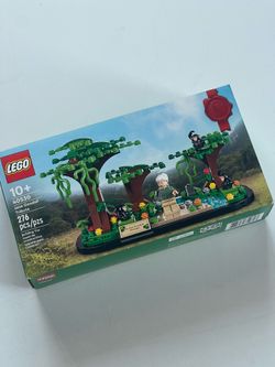 Lego JANE GOODALL TRIBUTE