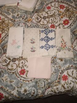 Various Vintage Linens