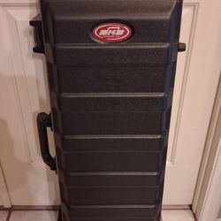 SKB Hard Shell Travel Case w/ Wheels & Keys For Sale!!!
