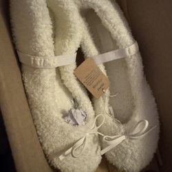SKIMS SLIPPERS