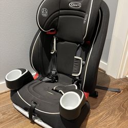 Graco Atlas 65 Carseat