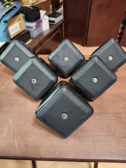 6 Boston Acoustics SoundWave Satellite speakers