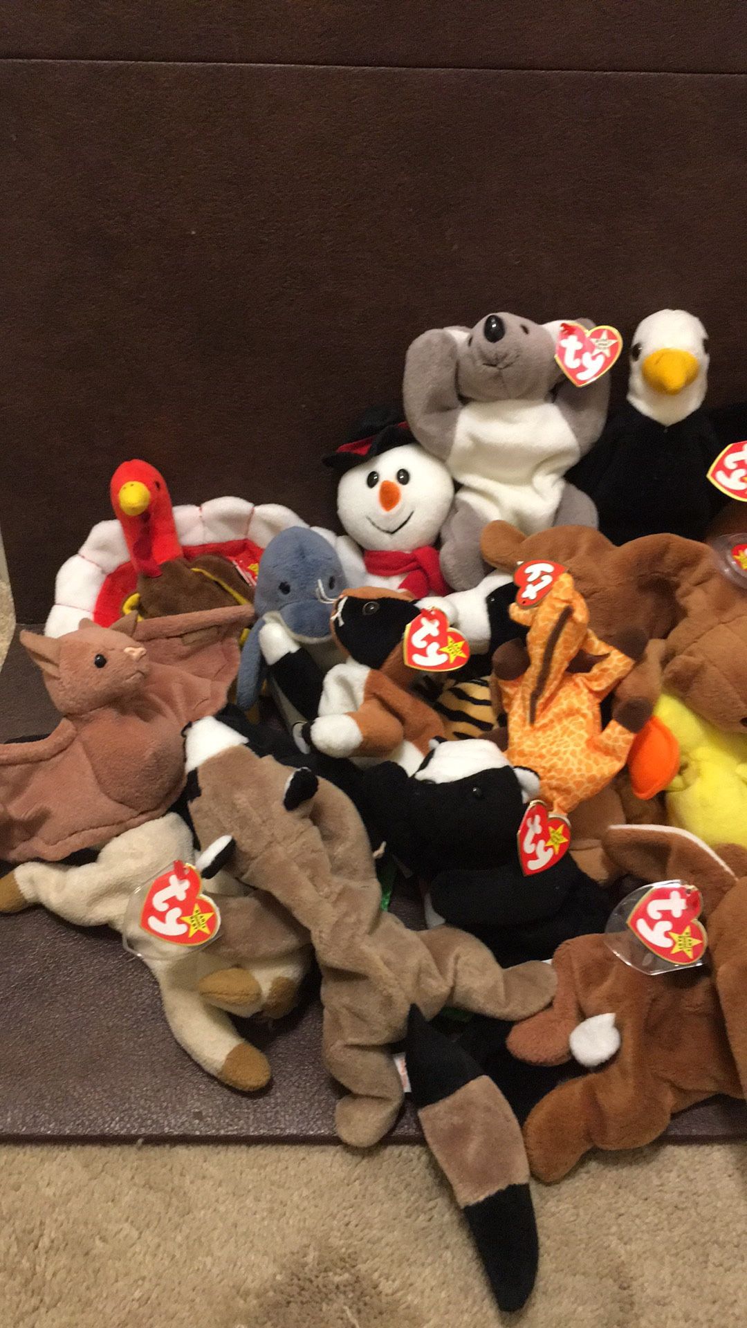 31 beanie babies some with tags and some without