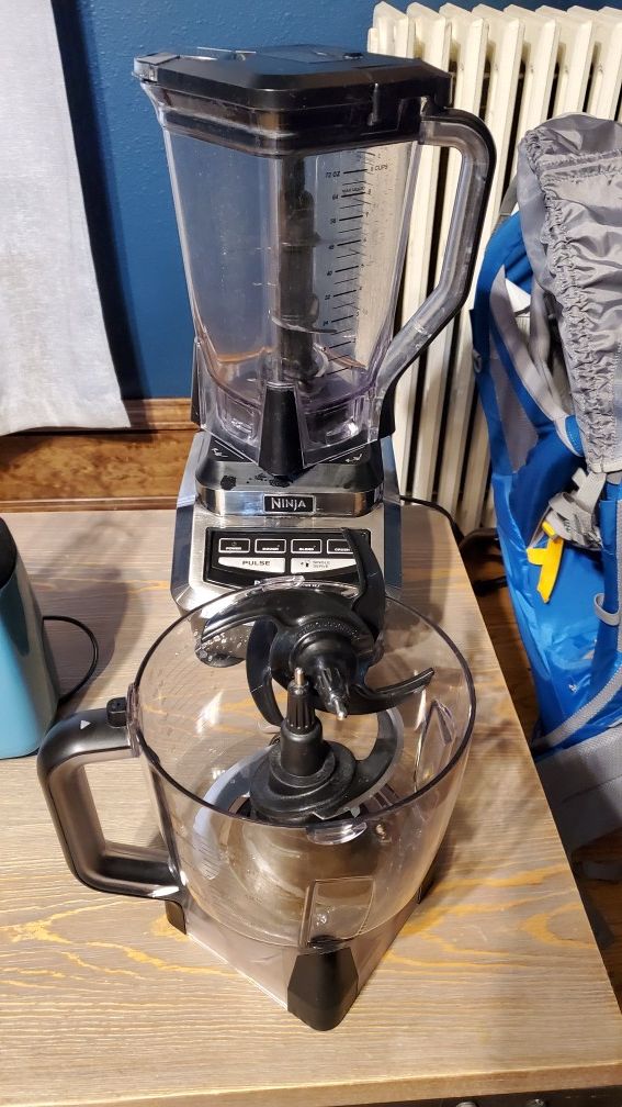 Ninja blender with food processor