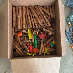 Lincoln Logs, Army, Action Figures, Cowboys