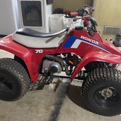 2 Honda Trx Fourtrax 70